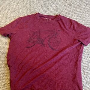 Banana Republic Maroon Bicycle Tee men’s medium